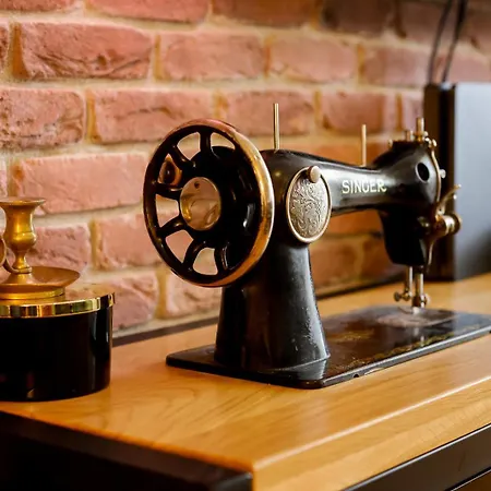 Sanpedro - Industrial Elegance