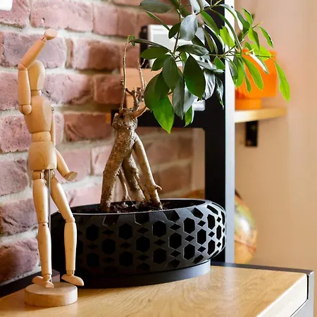 Sanpedro - Industrial Elegance * Sarajewo