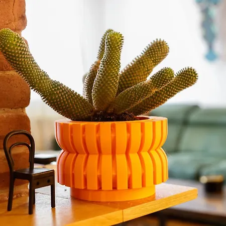 Sanpedro - Industrial Elegance