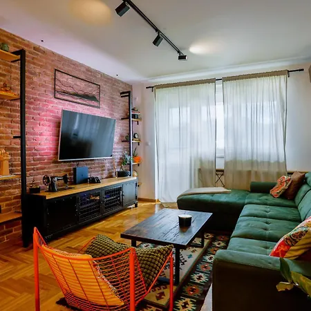 Sanpedro - Industrial Elegance * Sarajewo